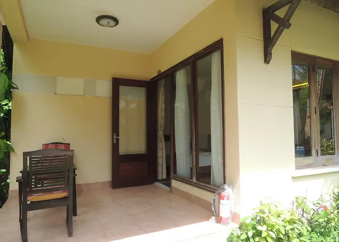 Khu nghỉ mát Ngoc Bich 2*